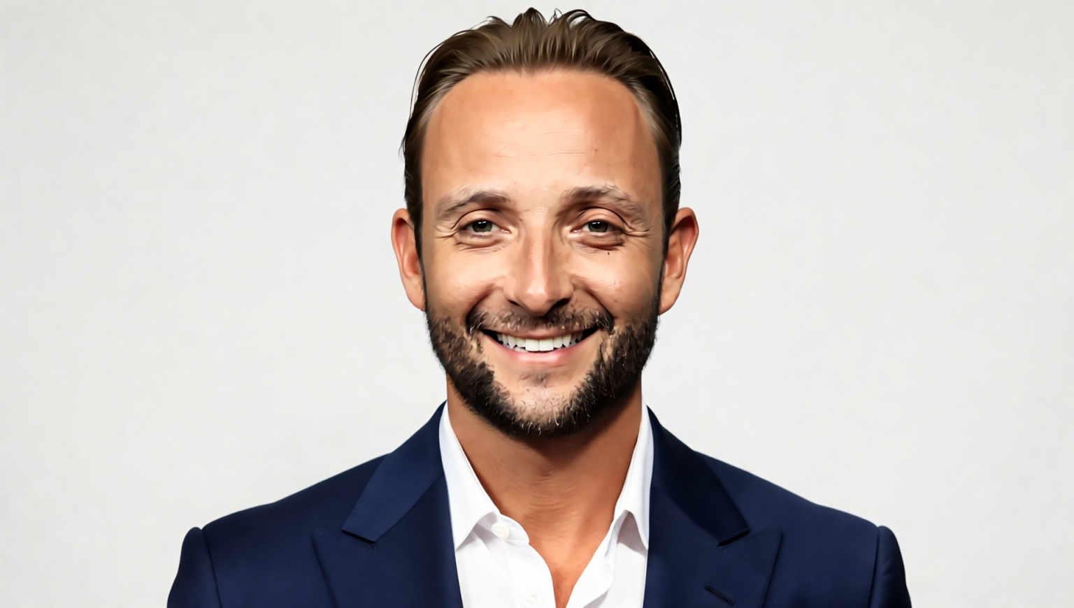 Gen4Turbo20This20photo20is20for20my20LinkedIn20profile20I20want20a20white20background20behind20me203187107758